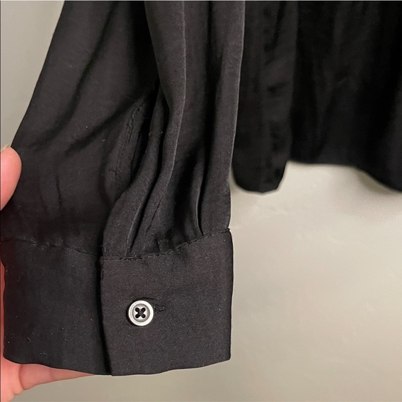 Joe Fresh Silk Blouse from NORDSTROM Ribbed Detail Long Sleeve BLACK LARGE NEW! - Picture 5 of 9